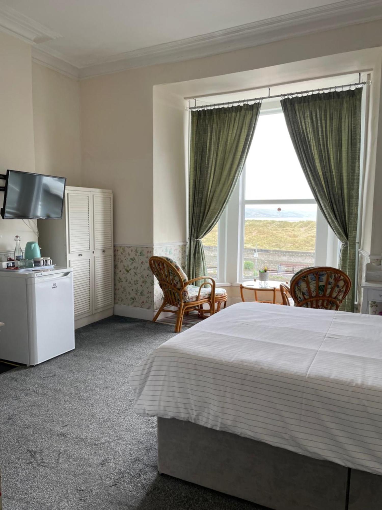 Seascape Hotel Barmouth Buitenkant foto